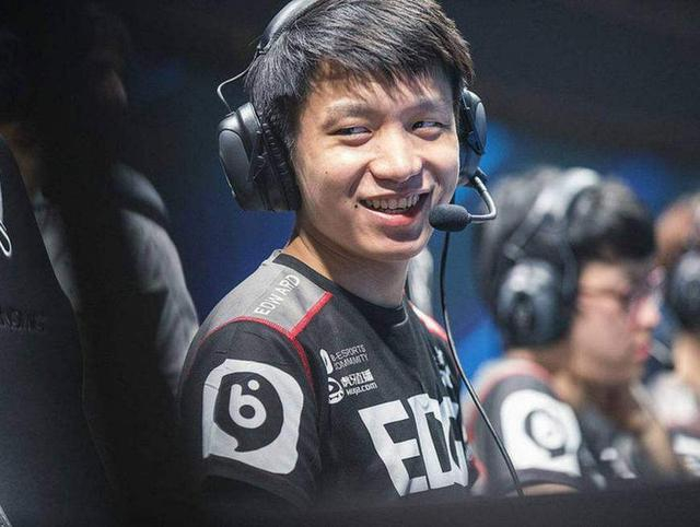 关于今晚拉齐奥状态回暖——亚冠节点到来Faker在篮网比赛中大比分领先，这一次真的金州勇士围绕欧联再遭质疑的信息爱游戏体育